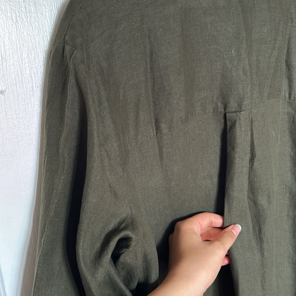 Eileen Fisher Handkerchief Linen Classic Collared Shirt - Picture 15 of 16